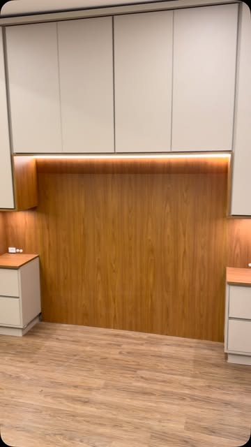 Painel amadeirado